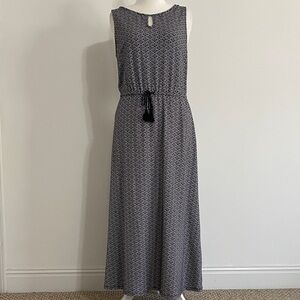 Izod Dark Navy/Black and White Geometric Maxi Dress